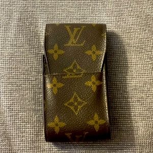 Authentic Louis Vuitton Pouch with date code